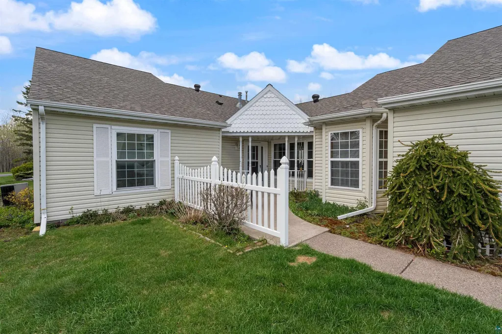 2150 Miller Creek Drive Duluth MN 55811