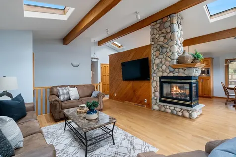 7024 Van Road Duluth MN 55803