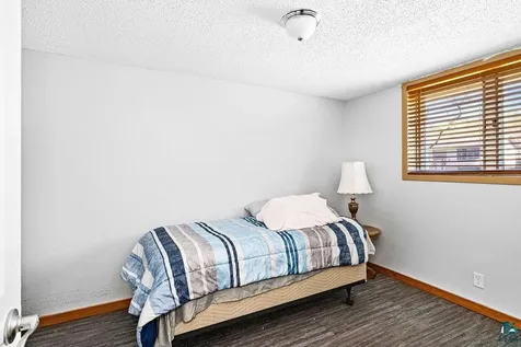 22 Marks Drive Silver Bay MN 55614
