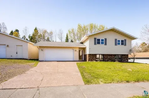 22 Marks Drive Silver Bay MN 55614