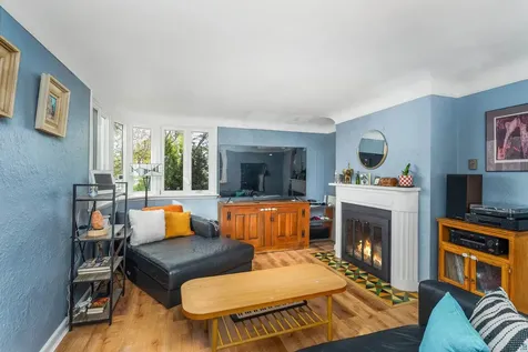 4631 London Road Duluth MN 55804