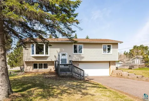 3717 Chambersburg Avenue Duluth MN 55811