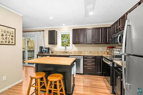 3717 Chambersburg Avenue Duluth MN 55811