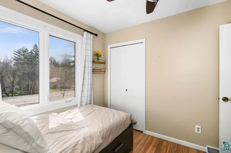 3717 Chambersburg Avenue Duluth MN 55811