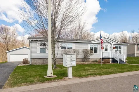 84 Arbutus Drive Duluth MN 55810