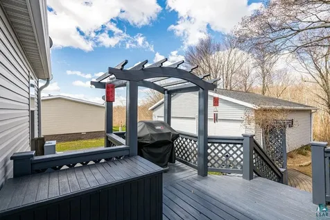 84 Arbutus Drive Duluth MN 55810