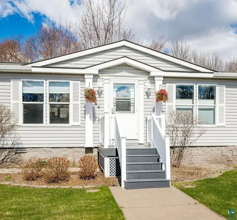 84 Arbutus Drive Duluth MN 55810