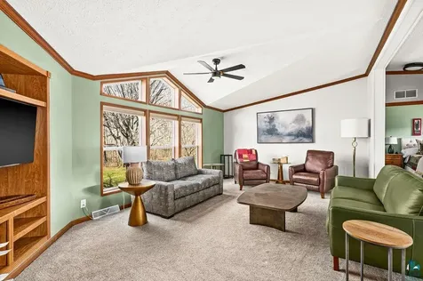 84 Arbutus Drive Duluth MN 55810