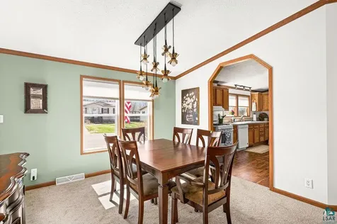 84 Arbutus Drive Duluth MN 55810