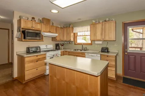 322 County Road 14 Grand Marais MN 55604