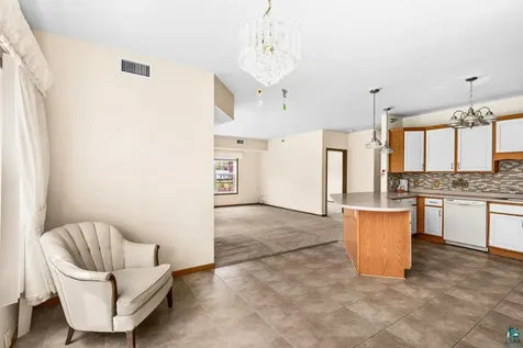 4042 Haines Road Duluth MN 55811