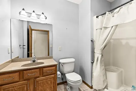 4042 Haines Road Duluth MN 55811