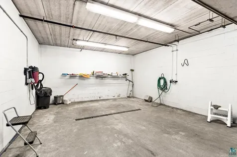 4042 Haines Road Duluth MN 55811