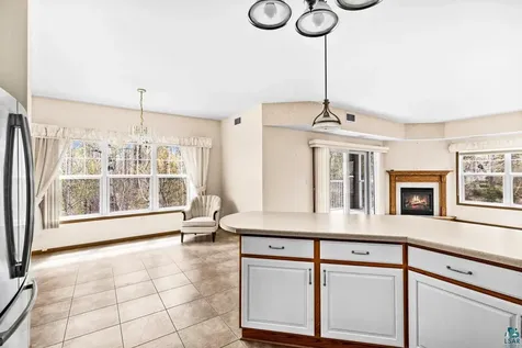 4042 Haines Road Duluth MN 55811