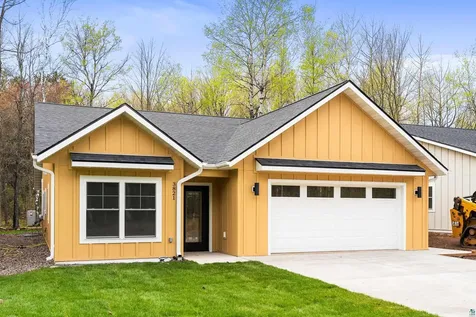3821 Fountain Gate Drive Duluth MN 55811