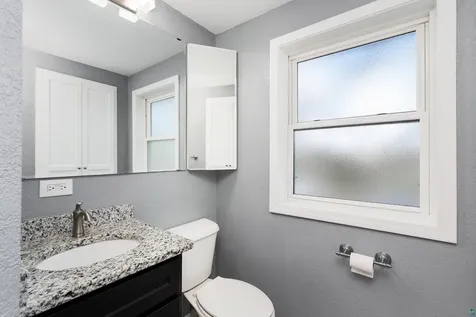 504 Madison Avenue Duluth MN 55811