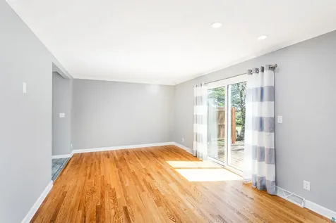504 Madison Avenue Duluth MN 55811