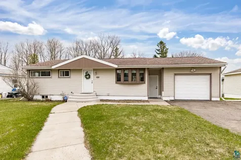 606 Maple Bend Drive Duluth MN 55811