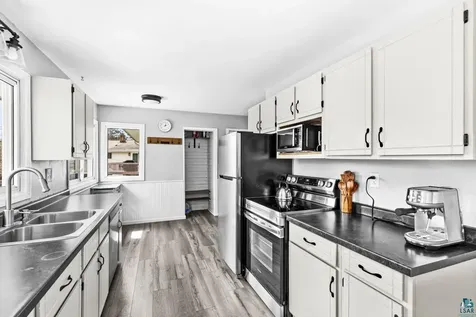606 Maple Bend Drive Duluth MN 55811