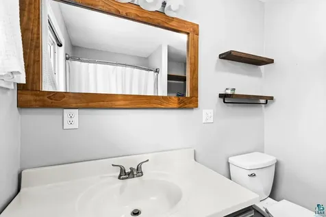 606 Maple Bend Drive Duluth MN 55811