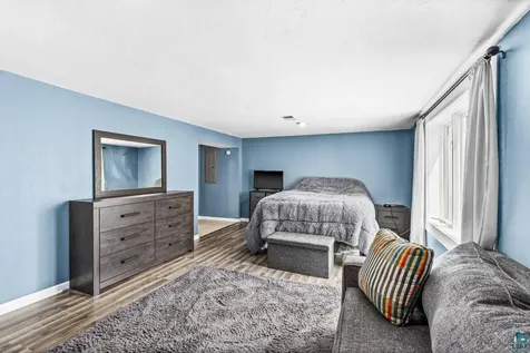 606 Maple Bend Drive Duluth MN 55811