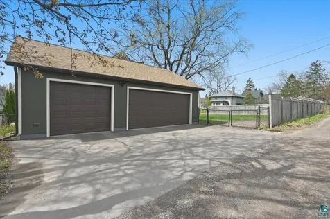 4203 Robinson Street Duluth MN 55804
