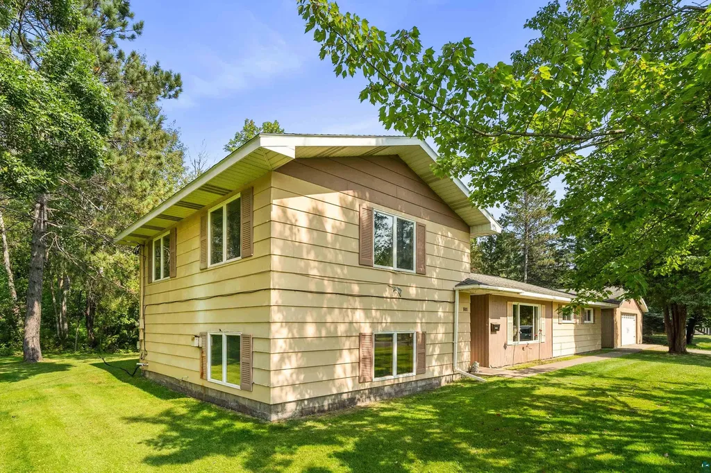 141 Alice Street Proctor MN 55810