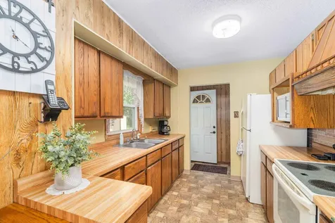 141 Alice Street Proctor MN 55810