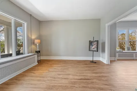 103 E 7th Street Superior WI 54880