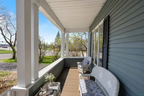 103 E 7th Street Superior WI 54880