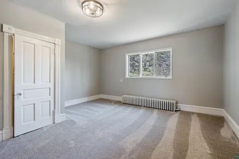 103 E 7th Street Superior WI 54880