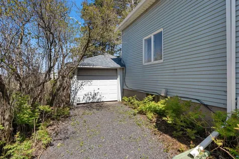 103 E 7th Street Superior WI 54880