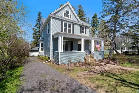 103 E 7th Street Superior WI 54880