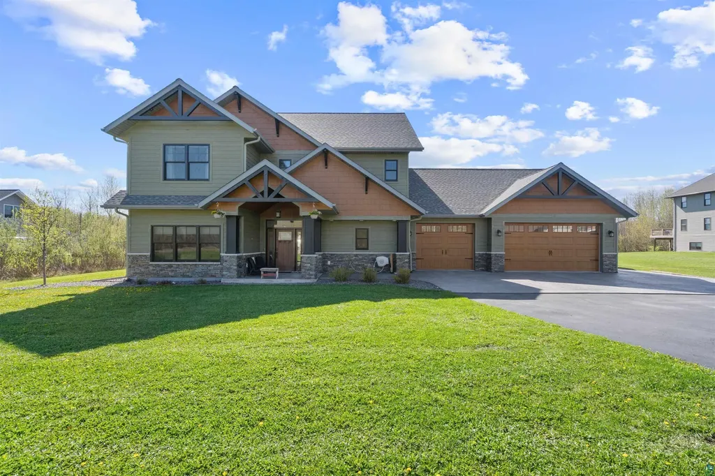 5378 Roosevelt Drive Hermantown MN 55811