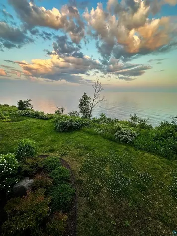 40 Surfside Drive Tofte MN 55615