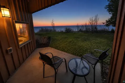 40 Surfside Drive Tofte MN 55615