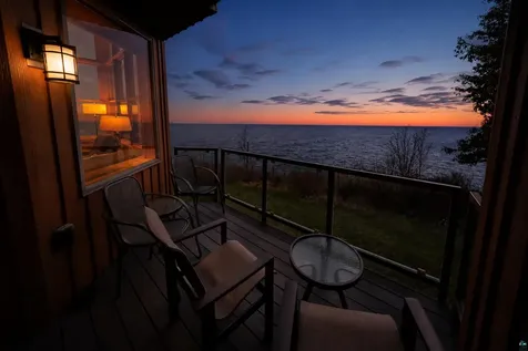 40 Surfside Drive Tofte MN 55615