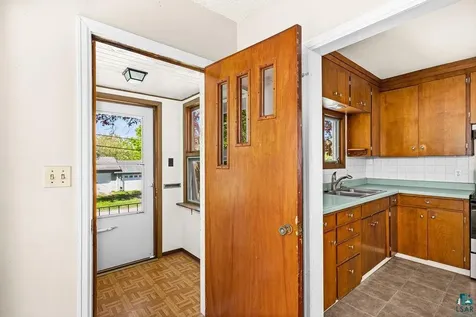 512 Rose Street Duluth MN 55803