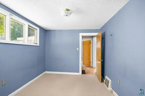 512 Rose Street Duluth MN 55803