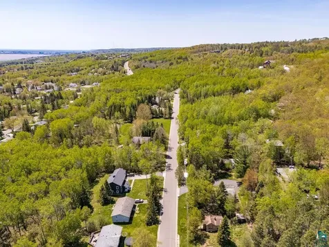 4511 Norwood Street Duluth MN 55804
