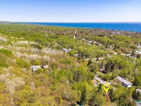 4511 Norwood Street Duluth MN 55804