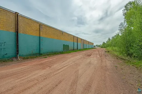 1206 E 25th Street Hibbing MN 55746-0000