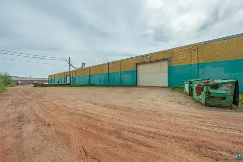 1206 E 25th Street Hibbing MN 55746-0000