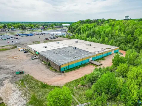 1206 E 25th Street Hibbing MN 55746-0000
