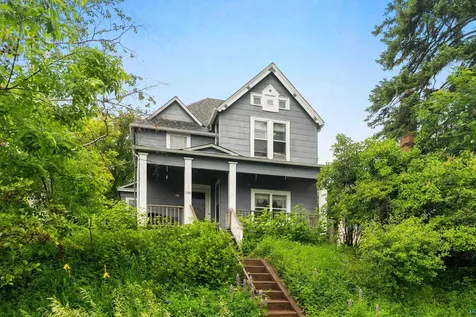 2101 E 1st Street Duluth MN 55812