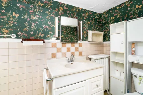 2101 E 1st Street Duluth MN 55812