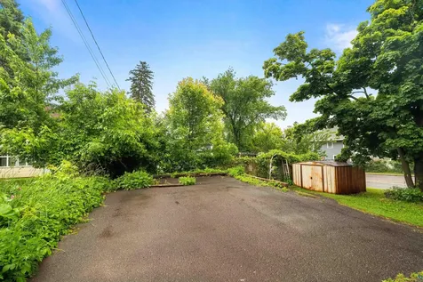 2101 E 1st Street Duluth MN 55812
