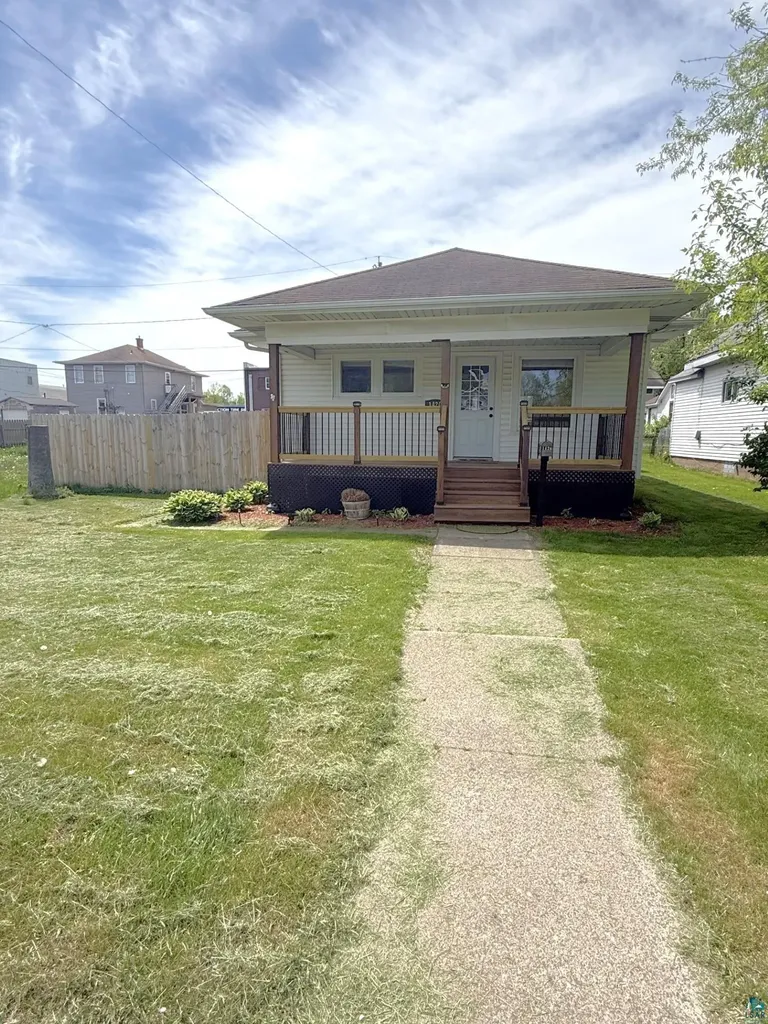 1420 Ave C Cloquet MN 55720