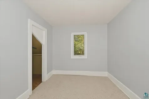 1940 Springvale Road Duluth MN 55811
