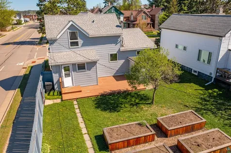 2 E Conan Street Ely MN 55731